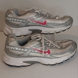 Women's Nike Initiator Sz 10 White Pink Gray‎ Running shoes 394053-101